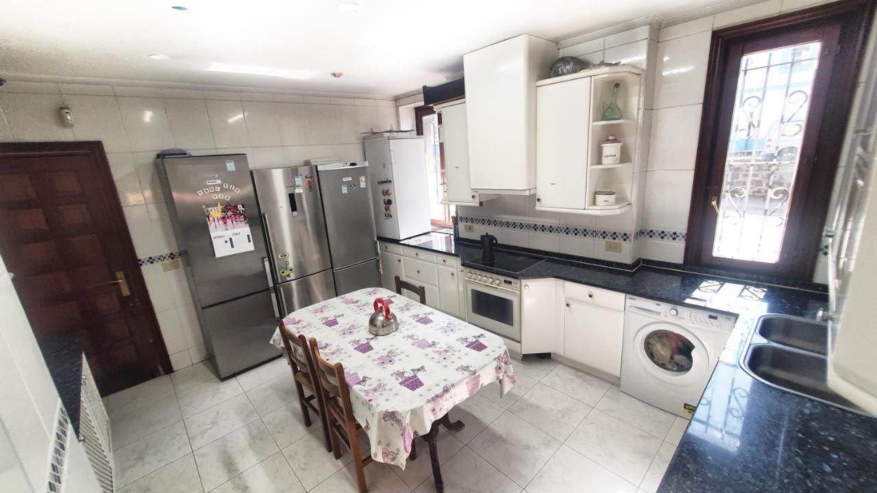 Tuul Etxea, Habitacion En Caserio A 8Km De Bilbao, Bano Compartido Galdakao Exterior foto