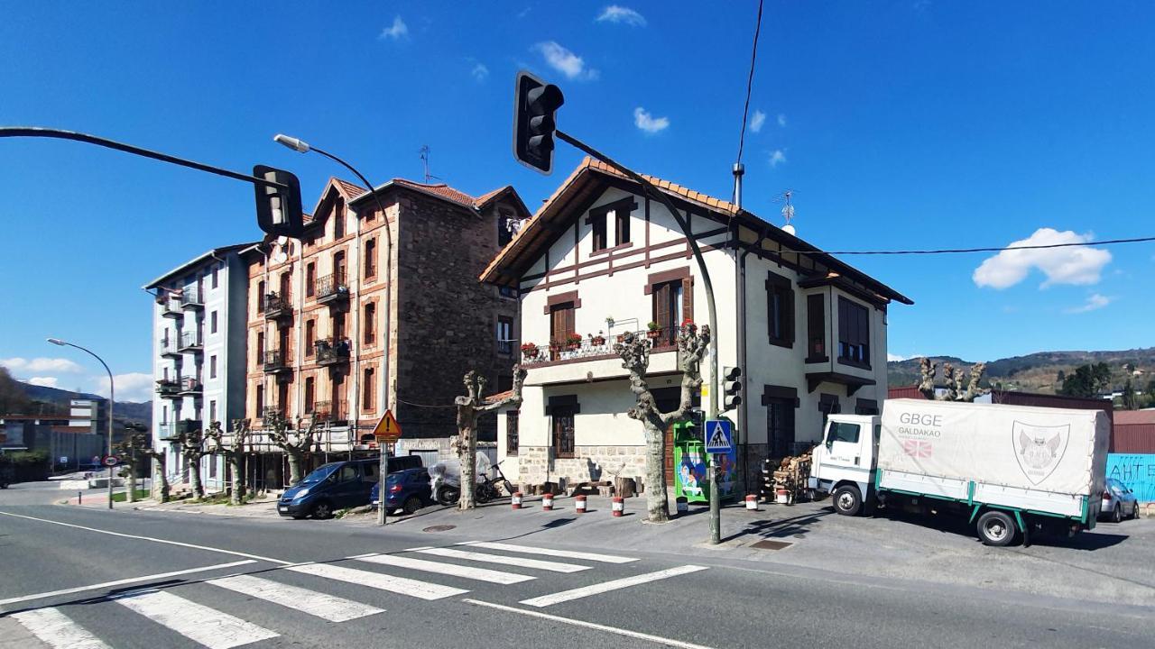 Tuul Etxea, Habitacion En Caserio A 8Km De Bilbao, Bano Compartido Galdakao Exterior foto